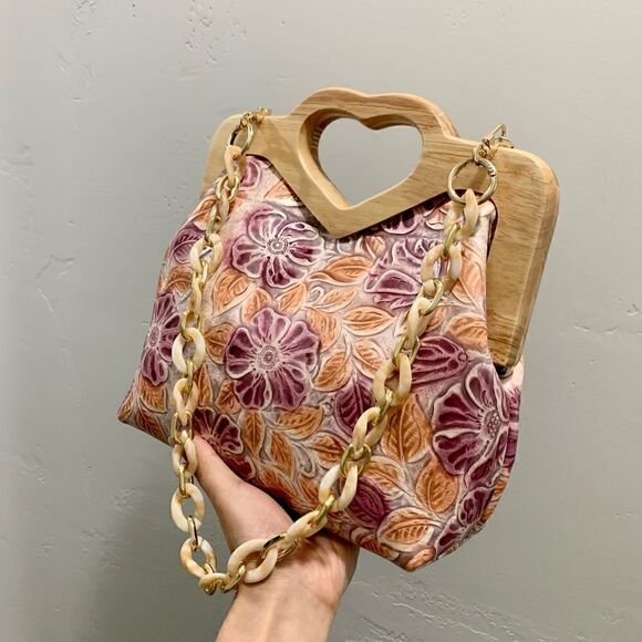 Free Coin Purse With Handmade Genuine Leather Floral Embossed Wooden Frame Bag - Picture 6 of 16